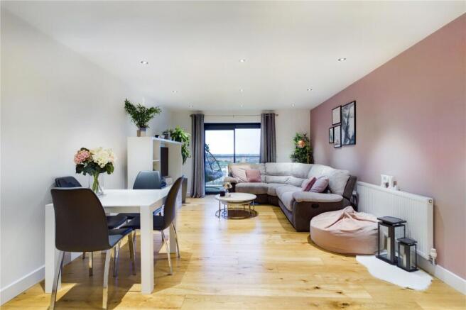 Living/Dining Area
