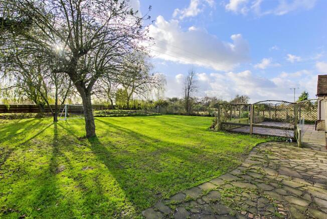 Willow End Garden2.j
