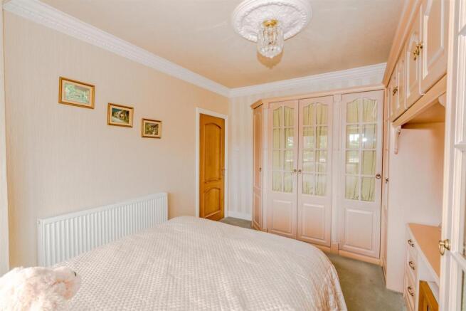 Sanstone Road, Walsall, WS33SF-5.jpg