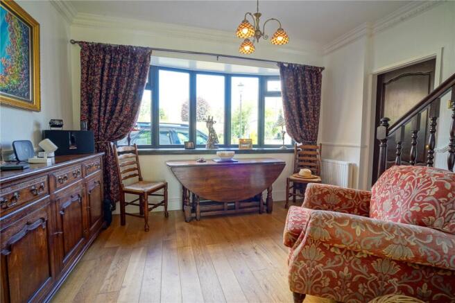 4 bed Detached for sale Image 9