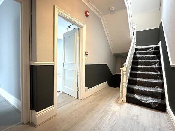 7 bed Terraced for sale Image 9