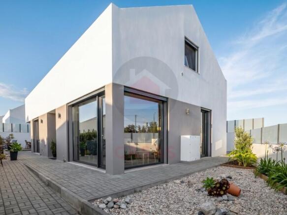 villa near Caldas da Rainha