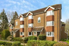 Flat 9, Gladepoint, Heath Road, Haywards Heath RH16 3AE