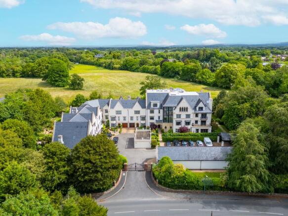 5 Oak Bank, Brook Lane, Alderley Edge, SK9 7 photo 4