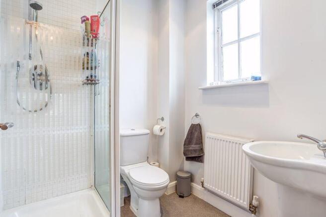 EN SUITE