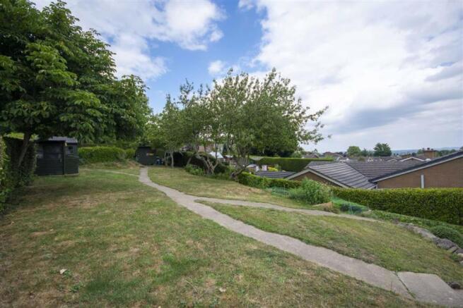 Lawned Gardens