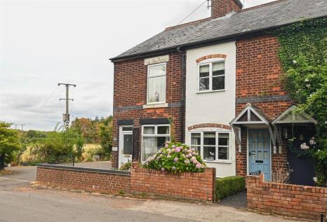 Middle Cottage, Watery Lane, Scropton, DE65