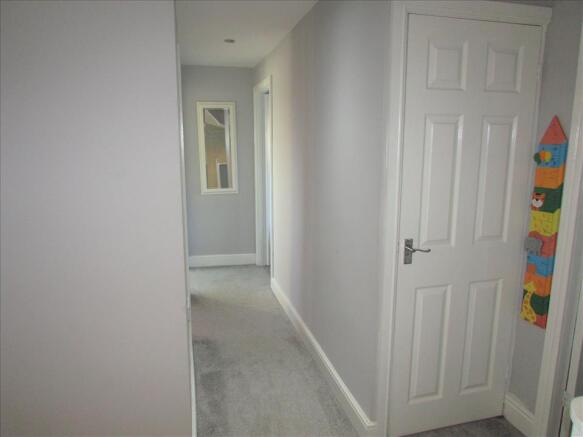 FIRST FLOOR LANDING