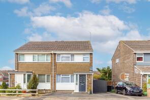 6, Kestrel Close, Ferndown BH22 9TW