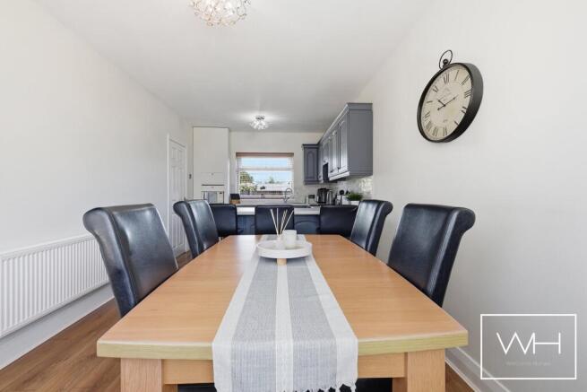 4 bed Semi-Detached for sale Image 8