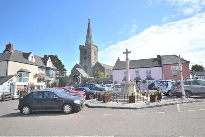 Nearby St Keverne Square.JPG