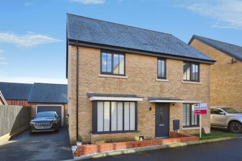 Trefoil Way, Ridgewood, Uckfield