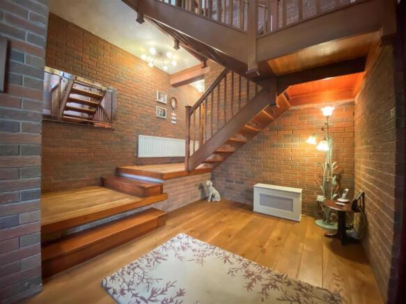 ENTRANCE HALL