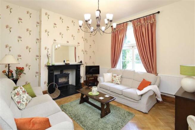SITTING ROOM