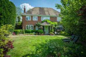 Overmarl, Dorking Road, Horsham RH12 3SA