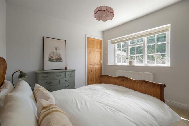 3 bed Semi-Detached for sale Image 12