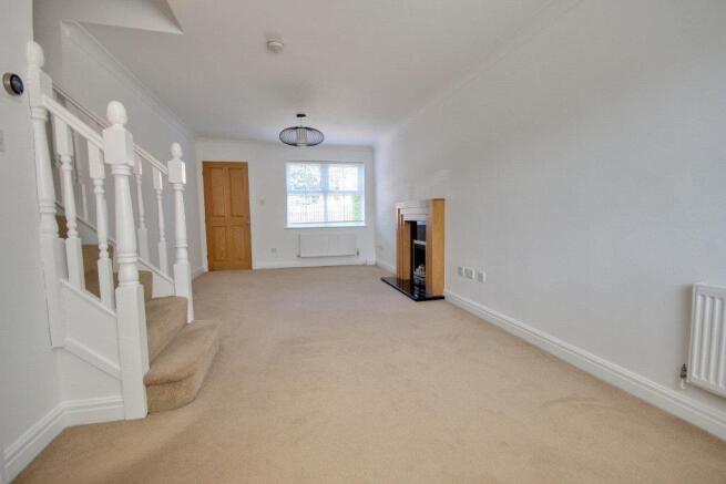3 bed House to rent Image 4