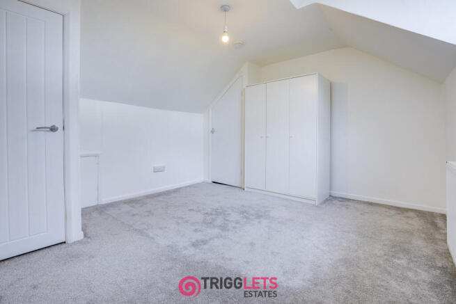 3 bed Terraced to rent Image 10