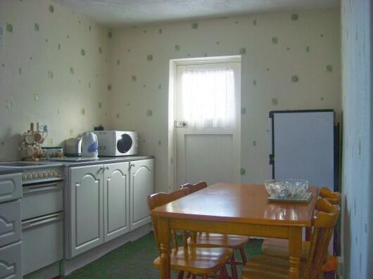 Kitchen/Dining Area