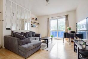 Flat 9, Munday House Lawson Estate, Burbage Close, London SE1 4EU