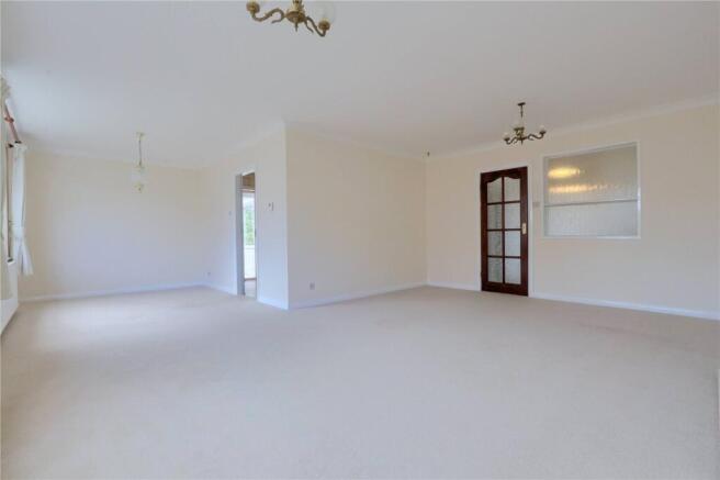 3 bed Bungalow for sale Image 5