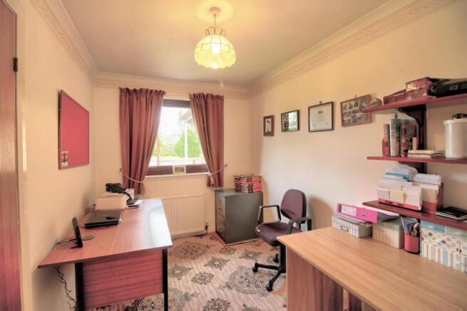 Bedroom/Office