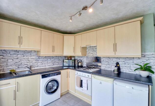 KITCHEN-DINER
