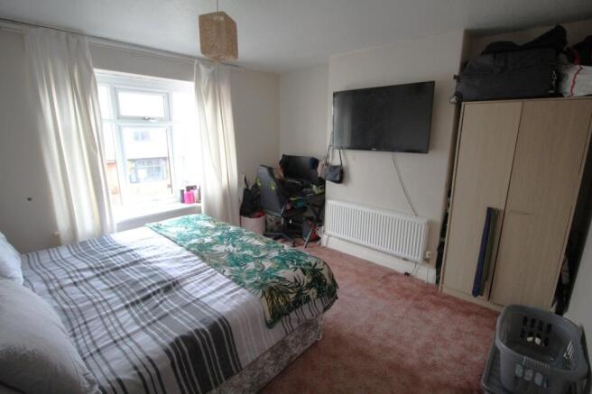 3 bed Semi-Detached for sale Image 10