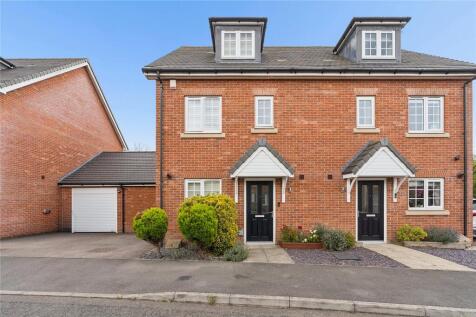 Tamworth Drive, Wickford, Essex, SS11