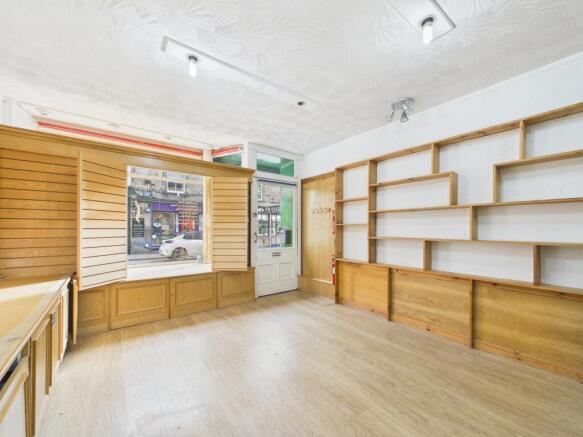 CAM03481G0-PR0131-STILL003