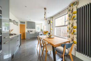 Flat Ground Floor, 31, Vanderbilt Road, London SW18 3BG