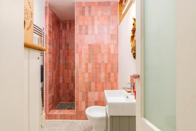 DAORLLEWDRIB92 - Bathroom E.jpg