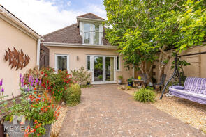 80, Redhill Drive, Bournemouth BH10 6AN