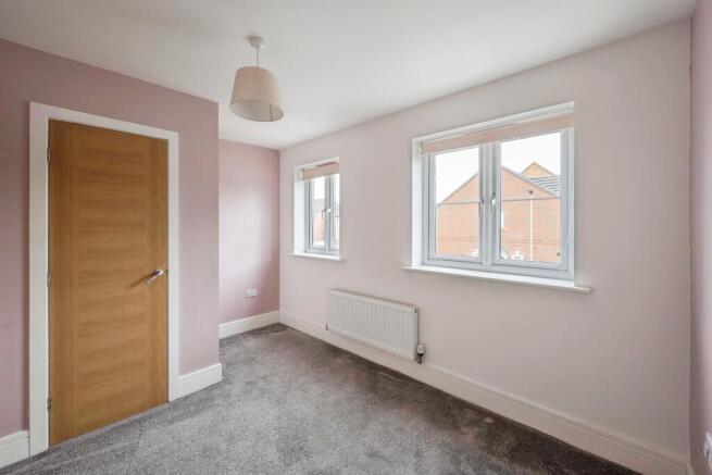 2 bed Terraced for sale Image 11