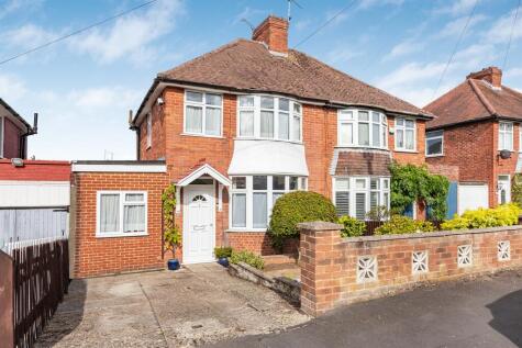 Thirlmere Avenue, Tilehurst, Reading