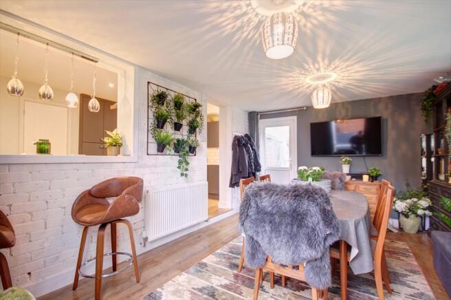 Dining Room.jpg