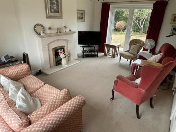 Sitting room.JPG