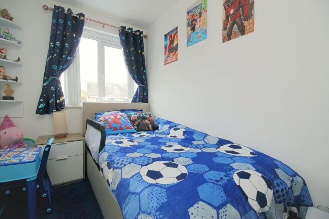 3 bed Semi-Detached for sale Image 8