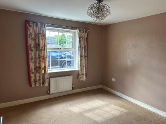 2 bed Apartment for sale Image 4