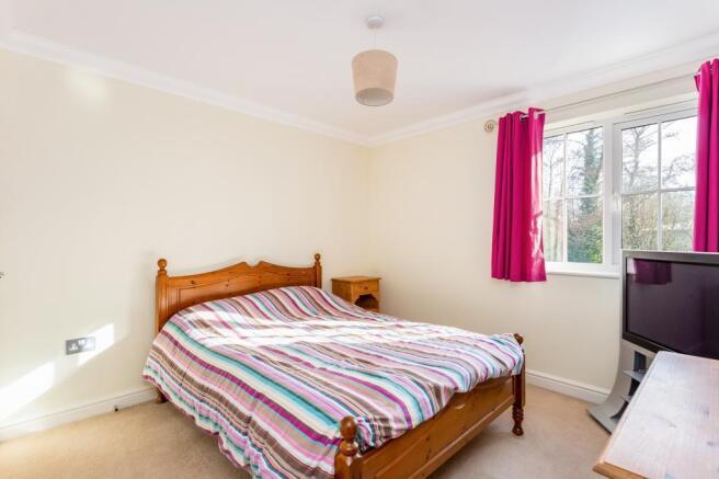 Bed 3.jpg