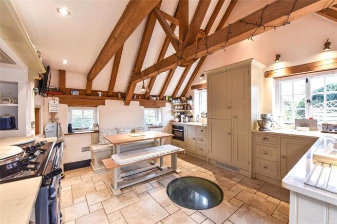 Kitchen/Breakfast Rm