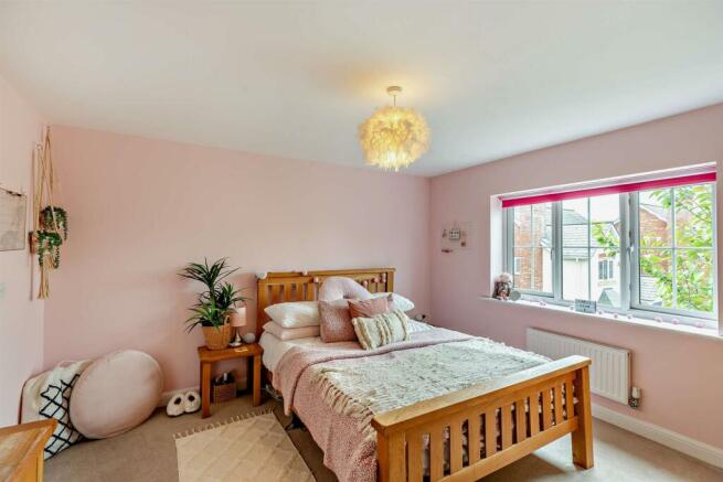 8602921-interior02-800.jpg