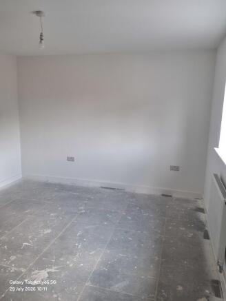 4 bed Detached to rent Image 11