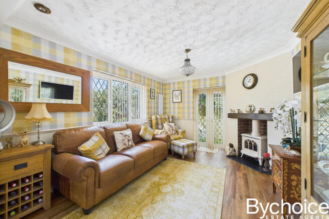 CAM05454G0-PR0043-STILL029