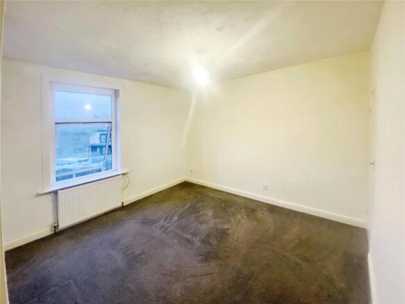 3 bed Terraced to rent Image 7