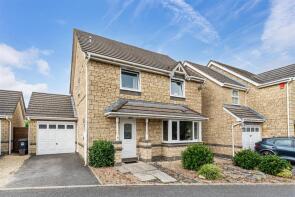 17, Gregory Mead, Bristol BS49 4QJ