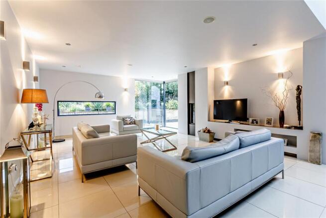 Sitting Room Area