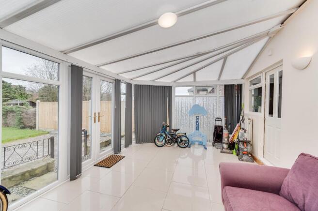 3 bed Terraced for sale Image 10