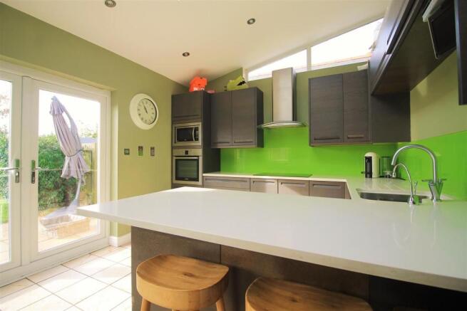 Kitchen/Breakfast
