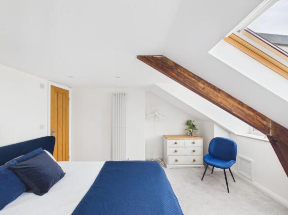 2 bed Penthouse for sale Image 11